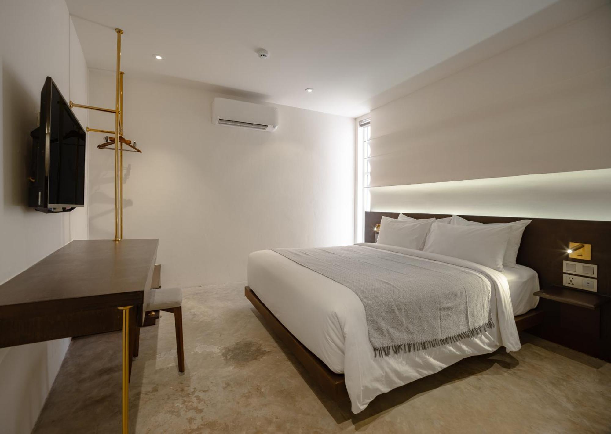 Nidhra Boutique Hotel Bangkok Sukhumvit Room photo